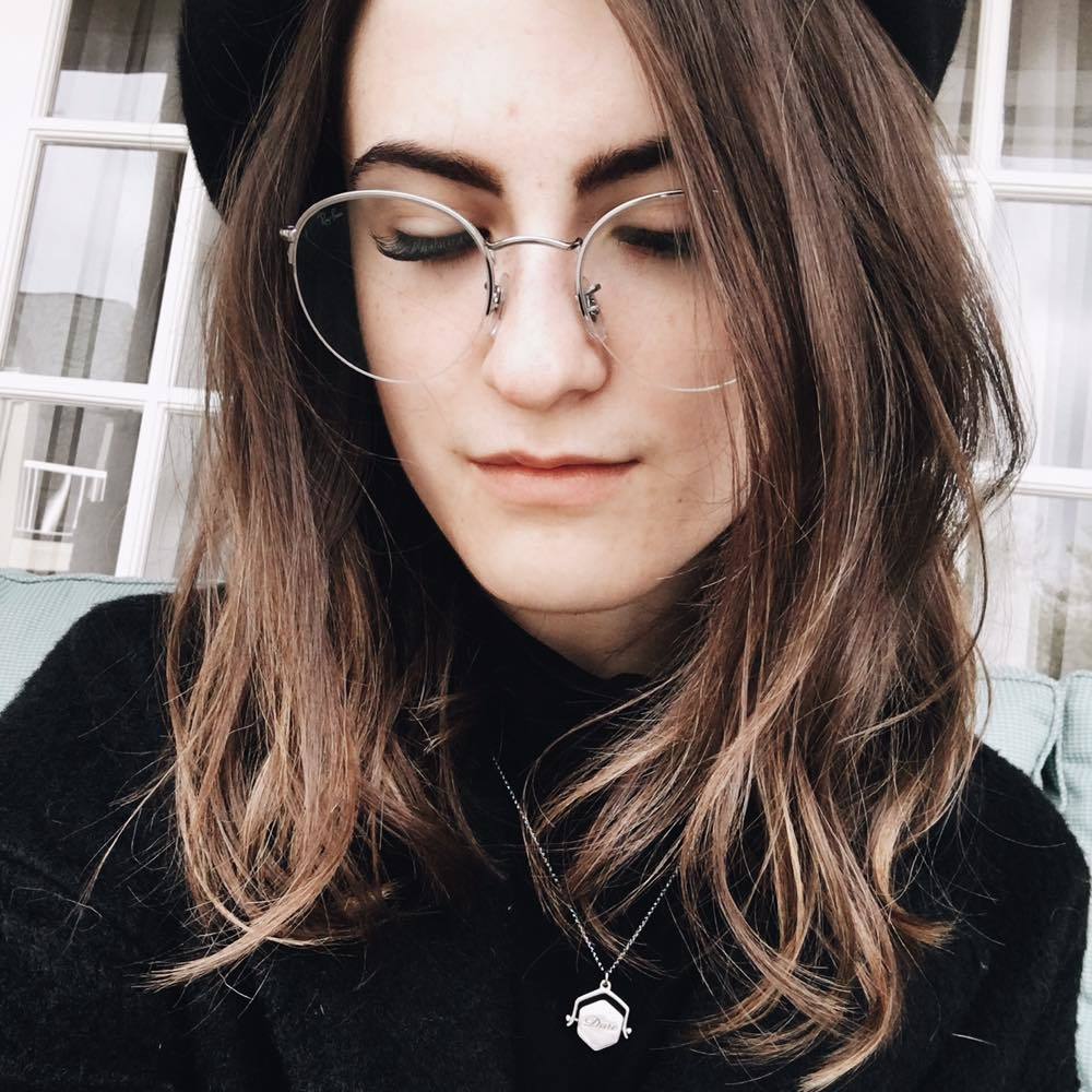 Meet your Posher, Mackenzie